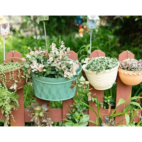 1 Pc Semi-circular Plastic Flower Wall Hanging Pot Creative Wall Hanging Planter Pot For Balcony Gardens Flowers Or Plants (Green) 2 1 Pc Semi-circular Plastic Flower Wall Hanging Pot Creative Wall Hanging Planter Pot For Balcony Gardens Flowers Or Plants (Green) - Image 2